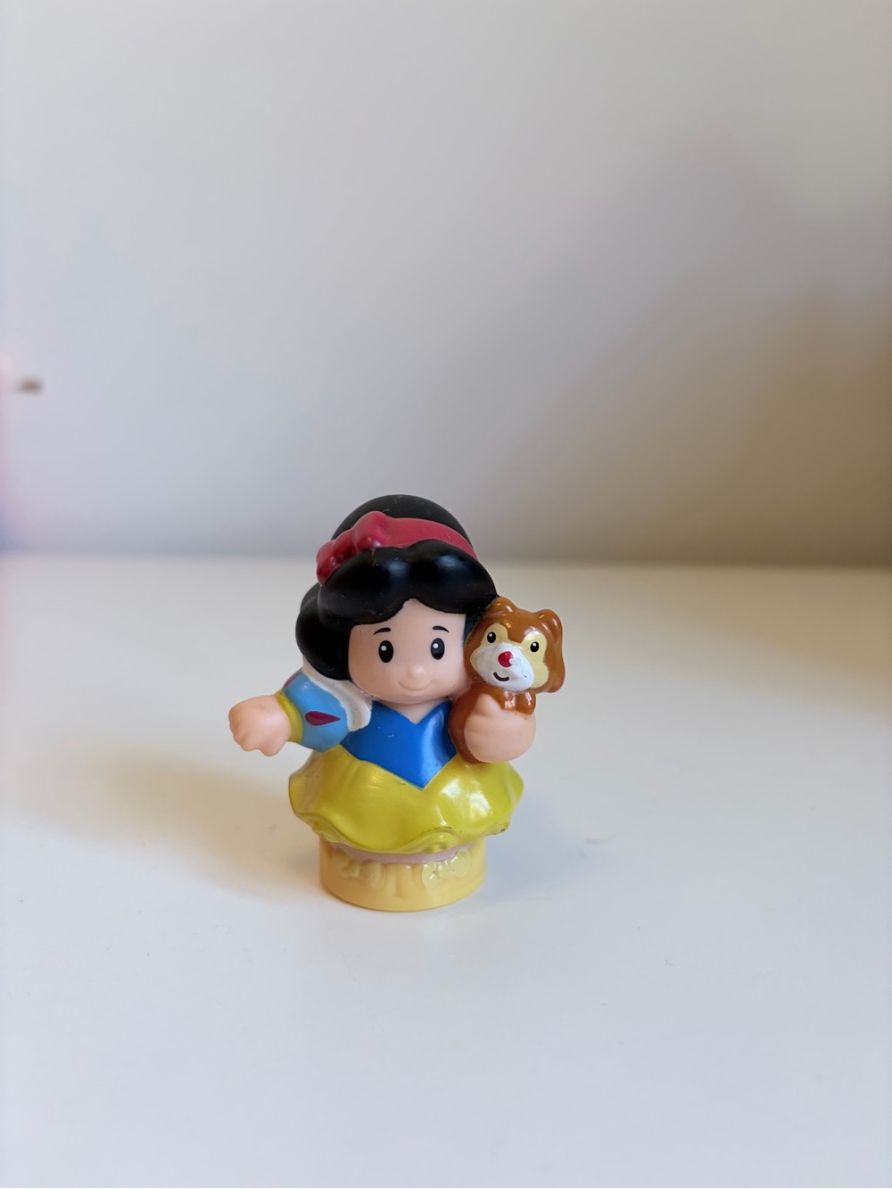 Fisher Price Little People Snow White & Chipmunk Figure
